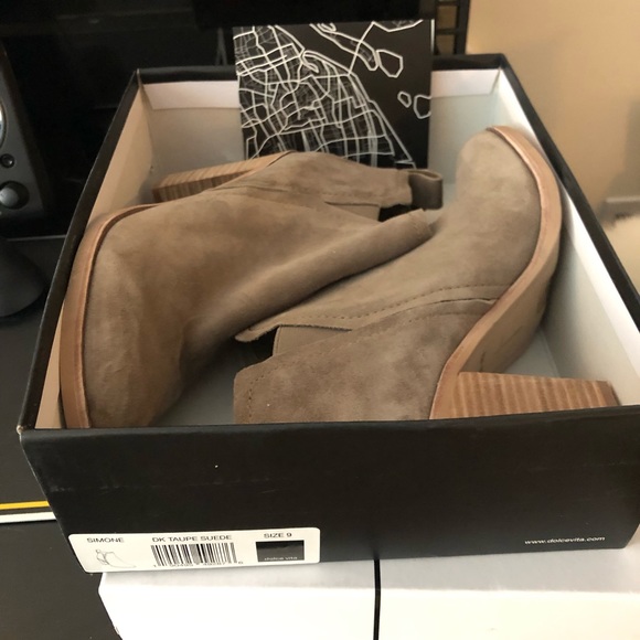 Dolce Vita ankle boots. - Picture 1 of 2